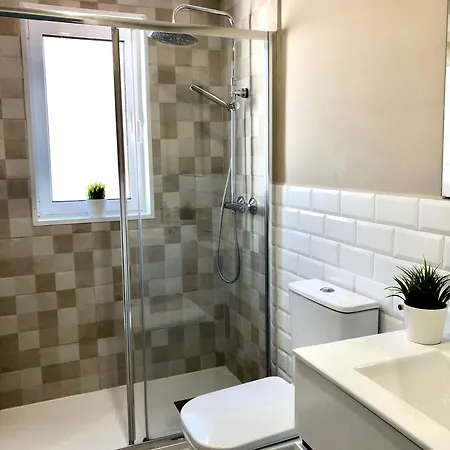 Centrico, Acogedor Y Luminoso Appartement