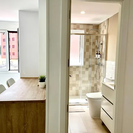 Centrico, Acogedor Y Luminoso Oviedo