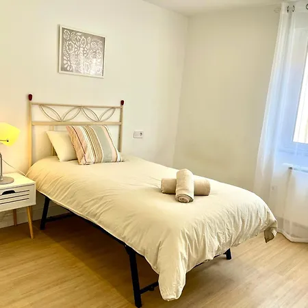 Centrico, Acogedor Y Luminoso Appartement